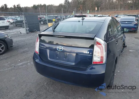 2015 Toyota Prius Three из США, поврежденный, VIN JTDKN3DU7F1900602